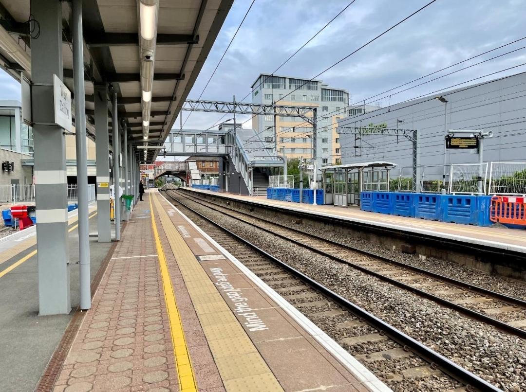 Apartment London One Ealing